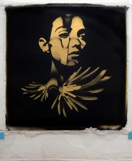 Glimmer (Gold) by ANDREW MILLAR