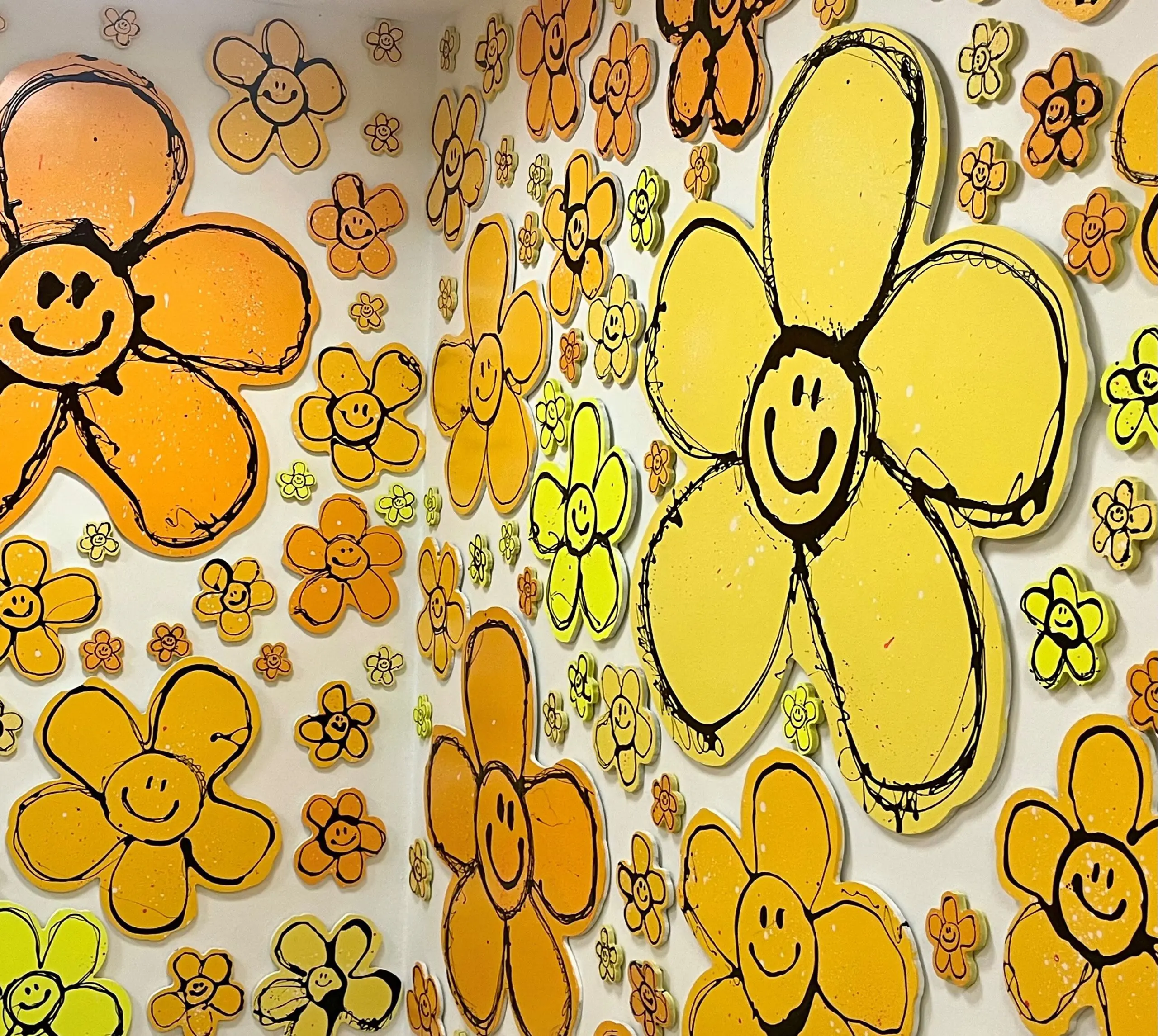 Flower Smiley (XXS) by Ryan Callanan - Image 5