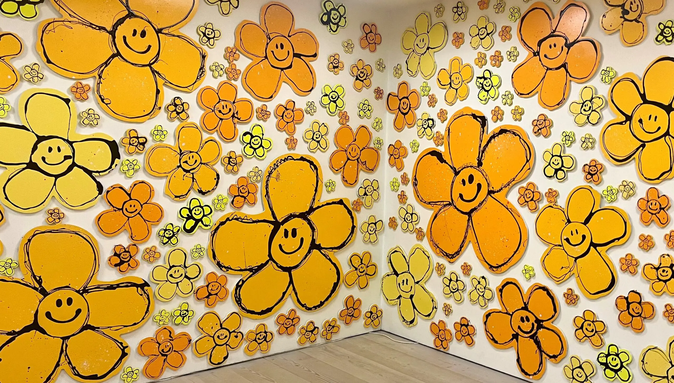 Flower Smiley (XXS) by Ryan Callanan - Image 7