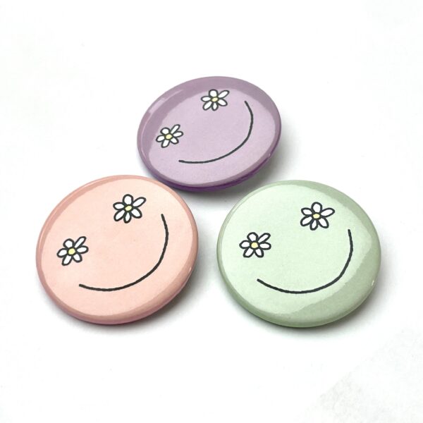 Flower Smiley Pin Badge Set
